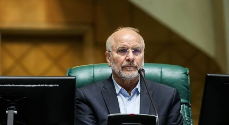 باید پشتیبان دولت باشیم