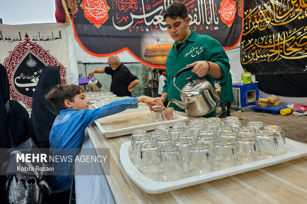 استقرار ۲۵ موکب خدمت رسانی به زائران امام رضا (ع) در استان سمنان