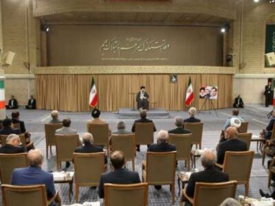 معیشت مردم مهمترین مسئله است