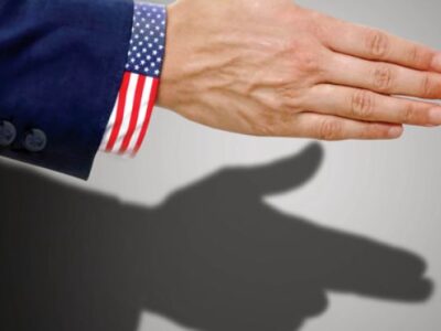 میز مذاکره ابزار عوام‌فریبی آمریکایی‌هاست