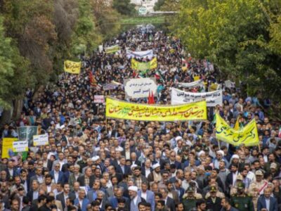 فریاد استکبارستیزی از ۵۵ نقطه سمنان طنین‌انداز می‌شود