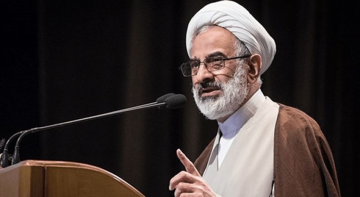 جبهه استکبار برای انقلاب برنامه دارد