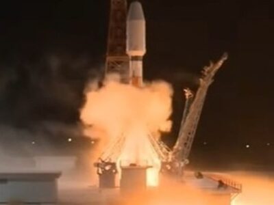 ماهواره‌های ایرانی انحصار رسانه‌ای استکبار را شکستند