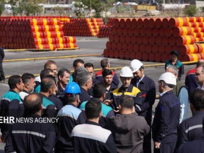 فتاح:هیچ کارگاه تولیدی در ستاد اجرایی حق تعدیل نیرو ندارد