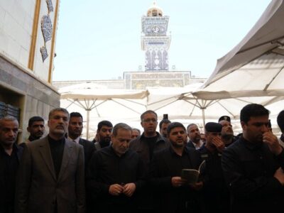 تشرف عراقچی به حرم مطهر حضرت امیرالمومنین (ع)