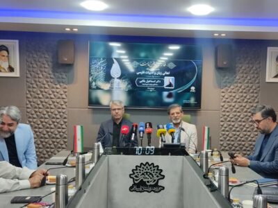 نشان «پارسی جان» به بقایی رسید