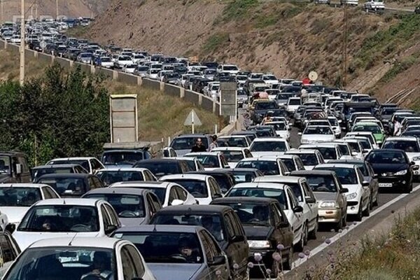 ترافیک نیمه‌سنگین در محور چالوس و آزادراه کرج – تهران
