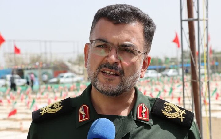 فرمانده سپاه استان سمنان: مشت گره‌کرده رهبر شهید، نماد صلابت ایران است