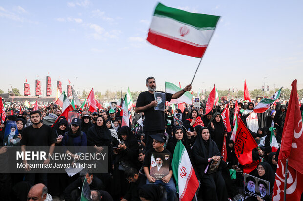 سخنگوی دولت: همبستگی و وحدت ملی در تشییع رهبر شهید به نمایش درآمد