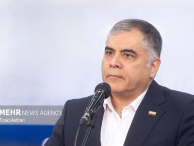 پاک‌نژاد: تحویل نفت ایران به مشتریان ادامه دارد