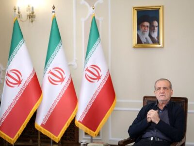 پزشکیان: خدمت بی‌منت و مشارکت مردمی، پایه حل مشکلات کشور است