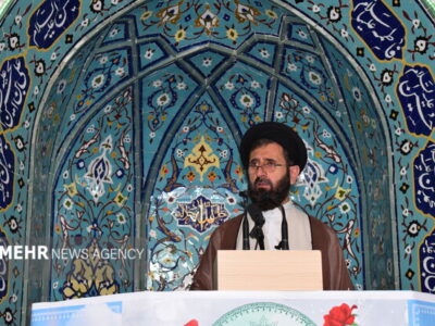 امام جمعه گرمسار: حماسه «اربعین» غرب را متحیر کرده است