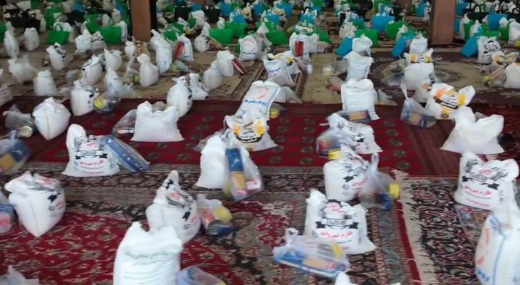 توزیع بستههای تحصیلی در مناطق محروم میامی