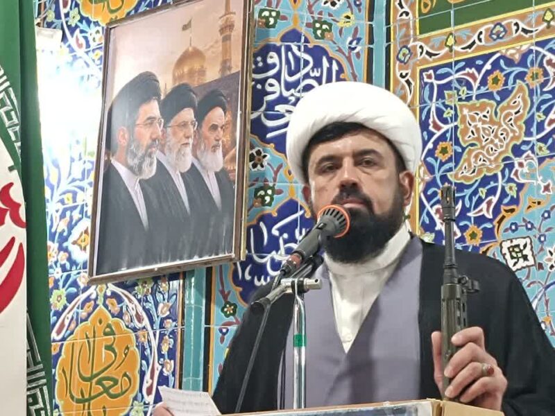هدف دشمن تضعیف انسجام اجتماعی است