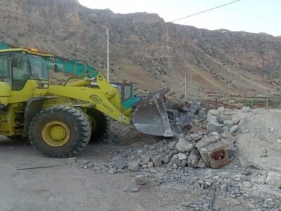 قلع‌وقمع ساخت‌وسازهای غیرمجاز در شاهرود؛ ۴ هکتار زمین کشاورزی آزاد شد