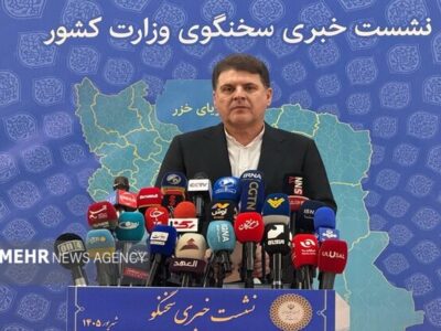زینی‌وند: دولت در شرایط جنگی اجرای طرح‌های توسعه‌ای را متوقف نکرده است
