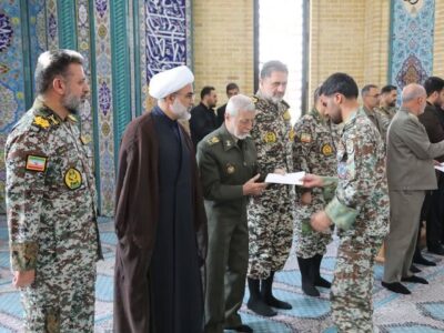 اعطای عطیه فرماندهی معظم کل قوا به دانش‌آموختگان دانشگاه افسری پدافند
