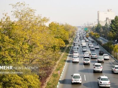 ترافیک سنگین در جاده چالوس؛ بارش باران در جاده‌های گیلان